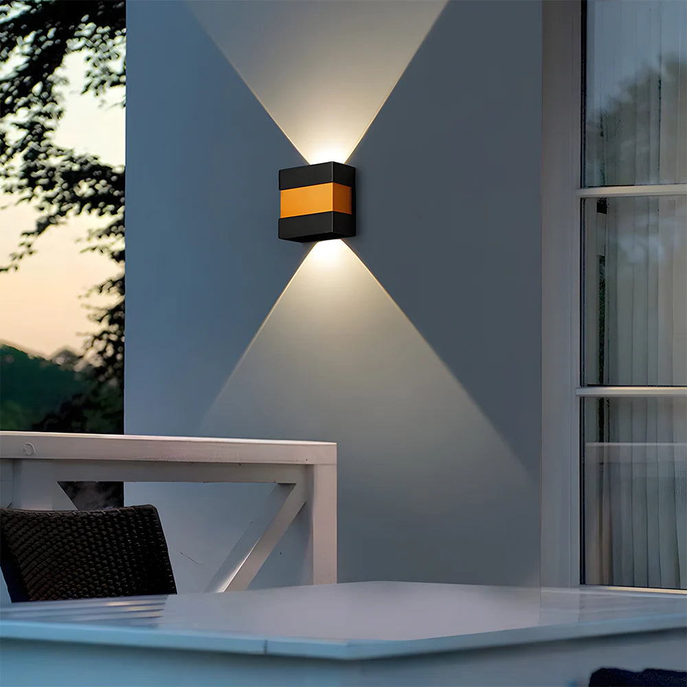 Moderne rechteckige Doppelkopf -LED -Wandlampe im Freien