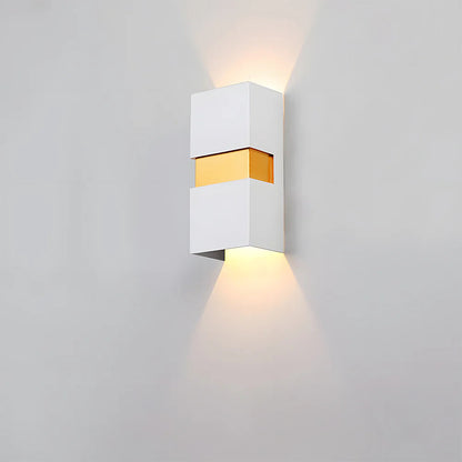 Moderne rechteckige Doppelkopf -LED -Wandlampe im Freien
