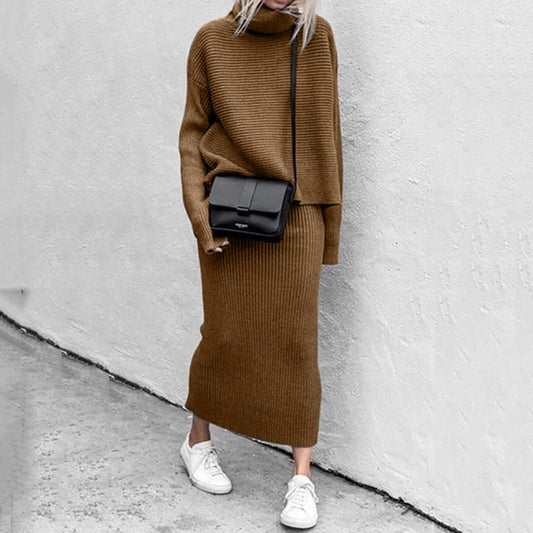 Zweiteiliges Strickset Damen mit lockerem Pullover und Midirock