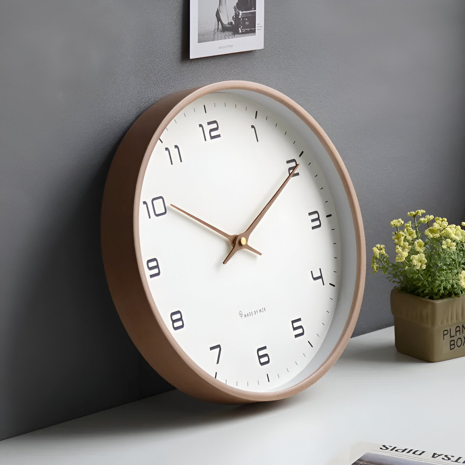 Minimalistische Holz Wanduhr Rund
