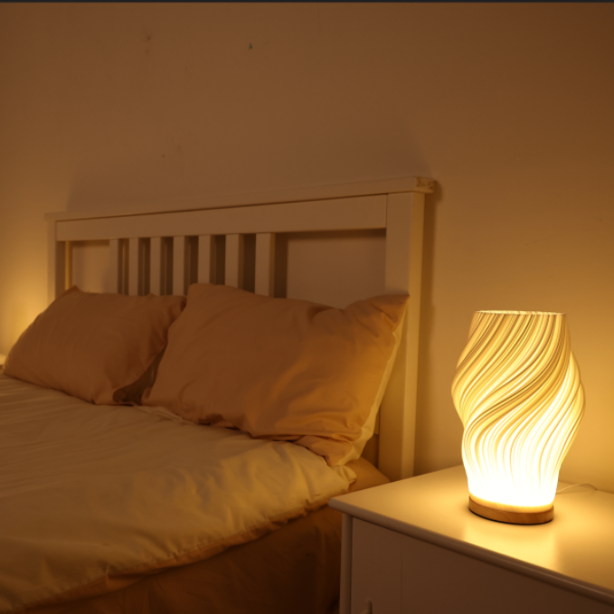 LED Tischlampe Wellenstruktur – Dimmbare Designerlampe mit USB-Anschluss