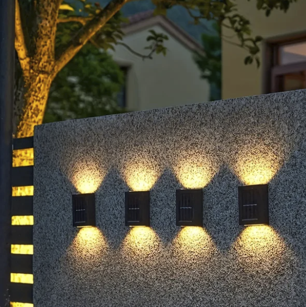 LED Wandlampe mit Solarenergie – Automatische Funktion
