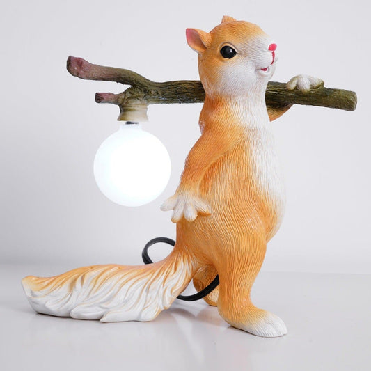 NutroLux Tischlampe Eichhörnchen Deko LED Gold für Wohnzimmer