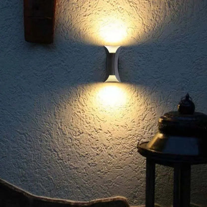 Orr Curved Outdoor LED Light – Wetterfeste Wandleuchte mit IP65 Schutz