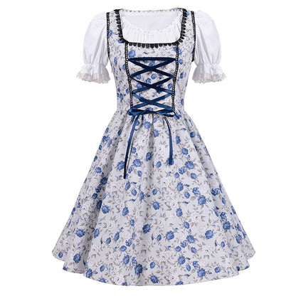 Elegantes Dirndlkleid mit Schürze im traditionellen Oktoberfest-Look