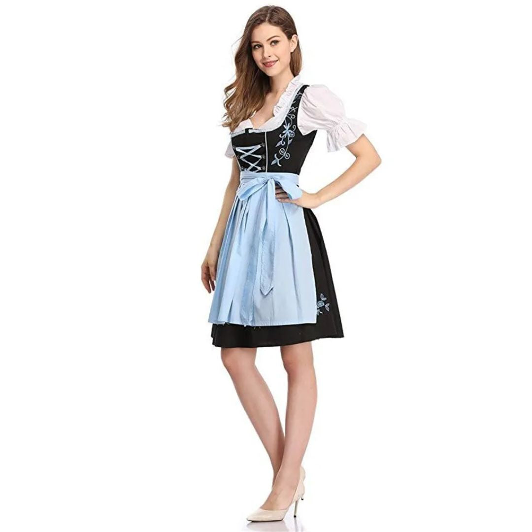 Elegantes Dirndlkleid für das Oktoberfest mit traditionellem Charme und sexy Akzent