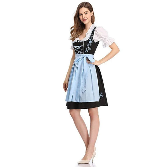 Elegantes Dirndlkleid für das Oktoberfest mit traditionellem Charme und sexy Akzent