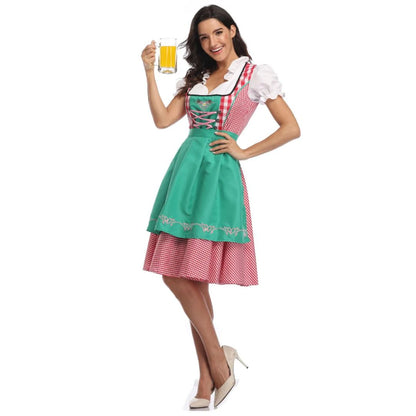 Klassisches Dirndlkleid mit Schürze – perfekt fürs Oktoberfest