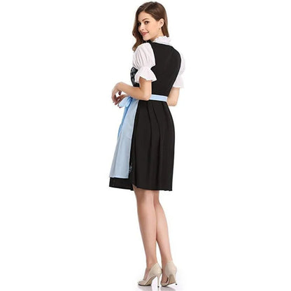 Elegantes Dirndlkleid für das Oktoberfest mit traditionellem Charme und sexy Akzent