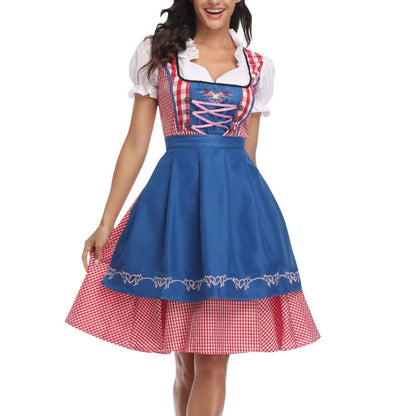 Klassisches Dirndlkleid mit Schürze – perfekt fürs Oktoberfest