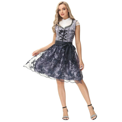 Elegantes Dirndlkleid im traditionellen Stil für das Oktoberfest