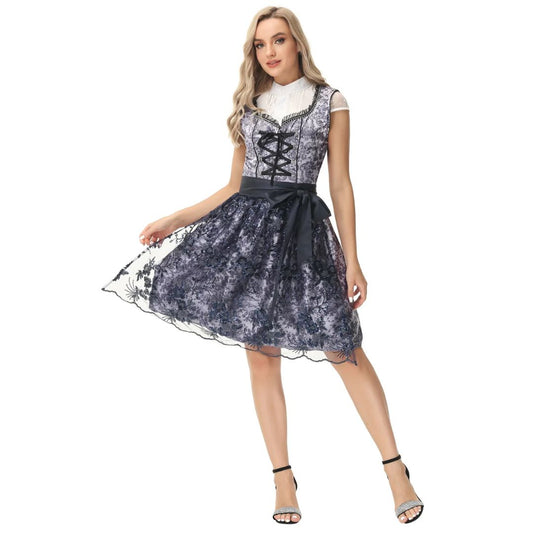 Elegantes Dirndlkleid im traditionellen Stil für das Oktoberfest