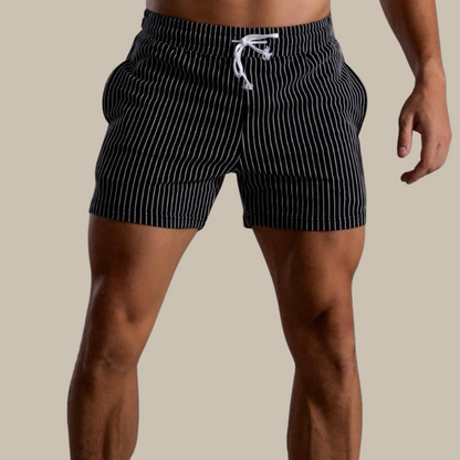 Sportliche Herren-Shorts mit körpernaher Passform und Kordelzug