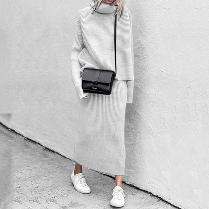 Zweiteiliges Strickset Damen mit lockerem Pullover und Midirock