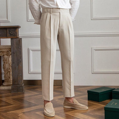 Herren Anzughose mit hohem Bund und geradem Bein im britischen Stil